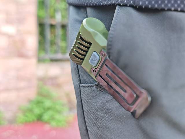 5R：工作场景的磁吸转角照明利器开元棋牌Fenix菲尼克斯SW0(图5)