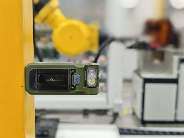 5R：工作场景的磁吸转角照明利器开元棋牌Fenix菲尼克斯SW0(图18)