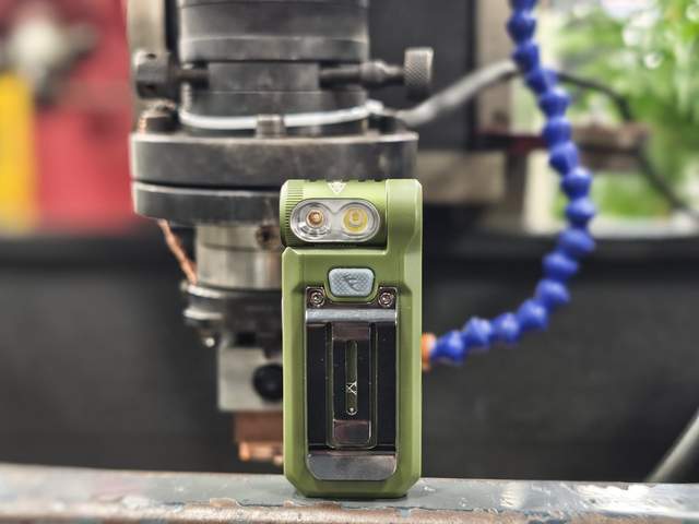 5R：工作场景的磁吸转角照明利器开元棋牌Fenix菲尼克斯SW0(图19)