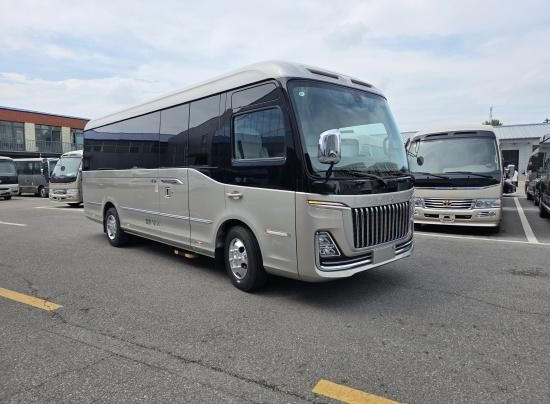 士高配现车7座豪华商务价格实惠开元棋牌app新款红旗国悦黑武(图3)